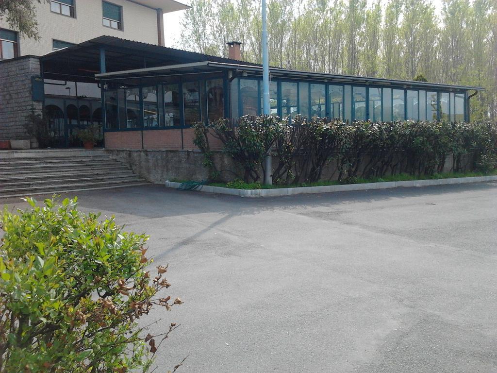 Albergo Ristorante Garden Rivoli  Buitenkant foto